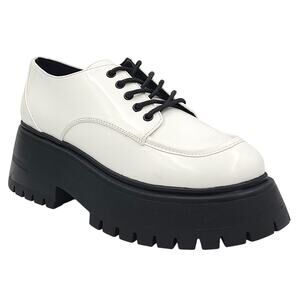 Madden Girl Women Philipa Lug Sole Platform Oxfords Size US 8.5M White Box